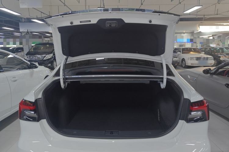 Used Roewe i6 MAX New Energy 2022 EV 500 Grand Touring Edition with Sunroof Trunk