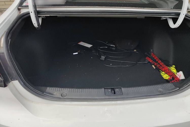 Used Roewe i6 MAX New Energy 2022 EV 600 Grand Touring Edition with Skyroof Trunk