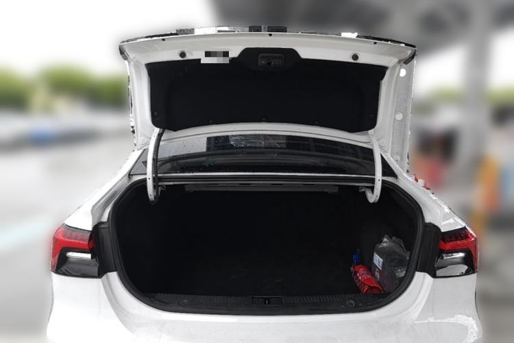 Used Roewe i6 MAX New Energy 2022 EV 500 Grand Touring Edition with Sunroof Trunk