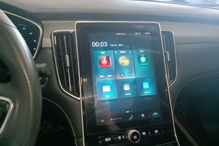 Used Roewe i6 MAX New Energy 2023 EV 420 Skyroof Special Edition Audio And AC Panel