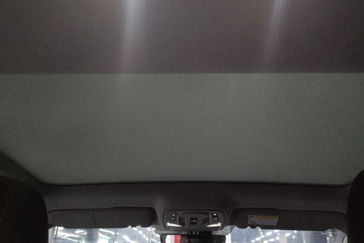 Used Roewe i6 MAX New Energy 2023 EV 420 Skyroof Special Edition Headliner