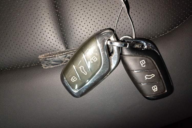 Used Roewe i6 MAX New Energy 2023 EV 420 Skyroof Special Edition Interior 1