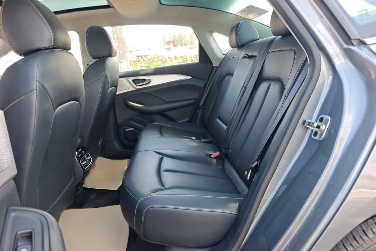 Used Roewe i6 MAX New Energy 2023 EV 420 Skyroof Special Edition Interior 4