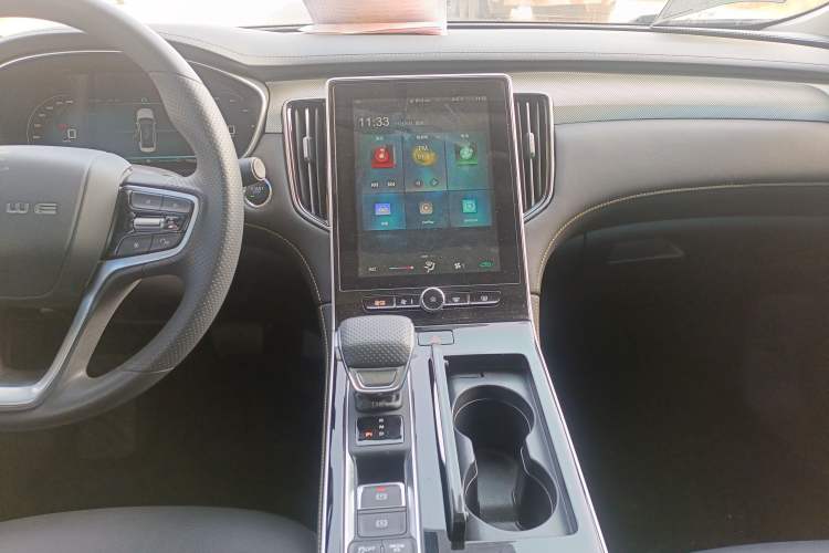 Used Roewe i6 MAX New Energy 2023 EV 420 Skyroof Special Edition Audio And AC Panel