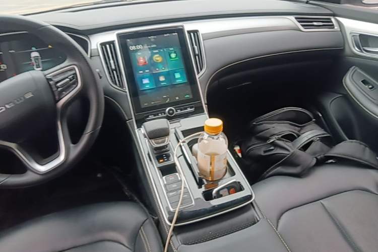 Used Roewe i6 MAX New Energy 2023 EV 420 Skyroof Special Edition Audio And AC Panel