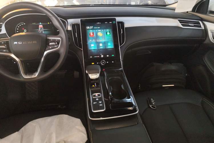 Used Roewe i6 MAX New Energy 2023 EV 420 Skyroof Special Edition Audio And AC Panel