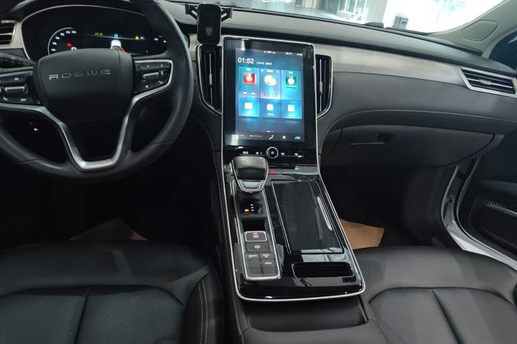 Used Roewe i6 MAX New Energy 2023 EV 420 Skyroof Special Edition Audio And AC Panel