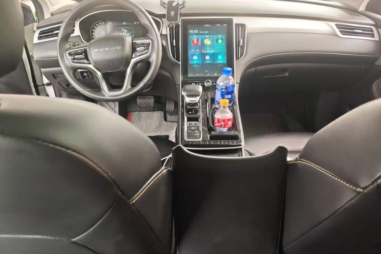 Used Roewe i6 MAX New Energy 2023 EV 420 Skyroof Special Edition Audio And AC Panel