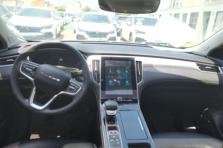 Used Roewe i6 MAX New Energy 2023 EV 420 Skyroof Special Edition Center Console