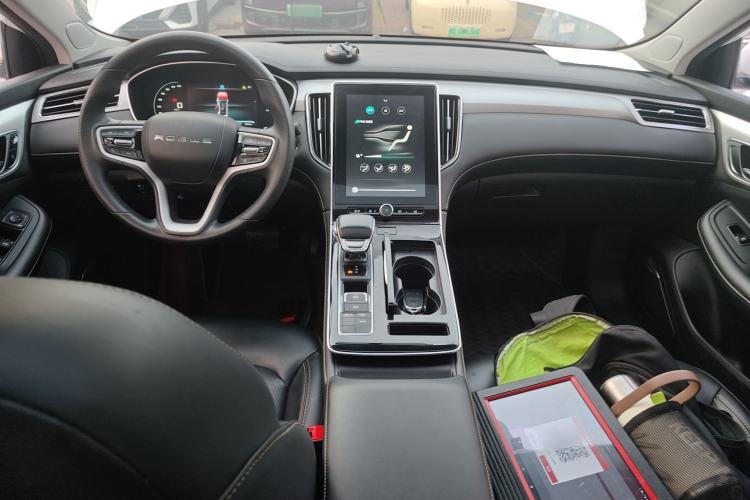 Used Roewe i6 MAX New Energy 2023 EV 420 Skyroof Special Edition Center Console