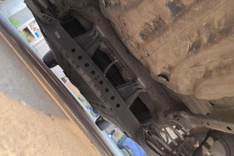 Used Roewe i6 MAX New Energy 2023 EV 420 Skyroof Special Edition Chassis Rear