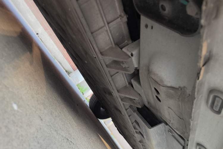 Used Roewe i6 MAX New Energy 2023 EV 420 Skyroof Special Edition Chassis Rear Right