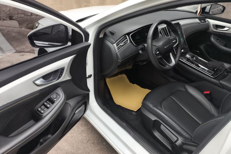 Used Roewe i6 MAX New Energy 2023 EV 420 Skyroof Special Edition Driver Seat
