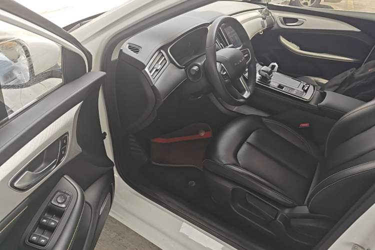 Used Roewe i6 MAX New Energy 2023 EV 420 Skyroof Special Edition Driver Seat