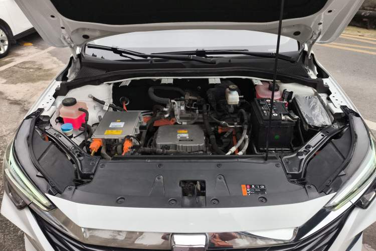 Used Roewe i6 MAX New Energy 2023 EV 420 Skyroof Special Edition Engine Bay