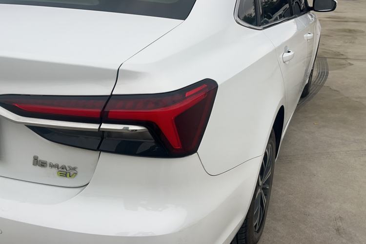 Used Roewe i6 MAX New Energy 2023 EV 420 Skyroof Special Edition Exterior 3