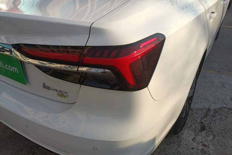 Used Roewe i6 MAX New Energy 2023 EV 420 Skyroof Special Edition Exterior 3