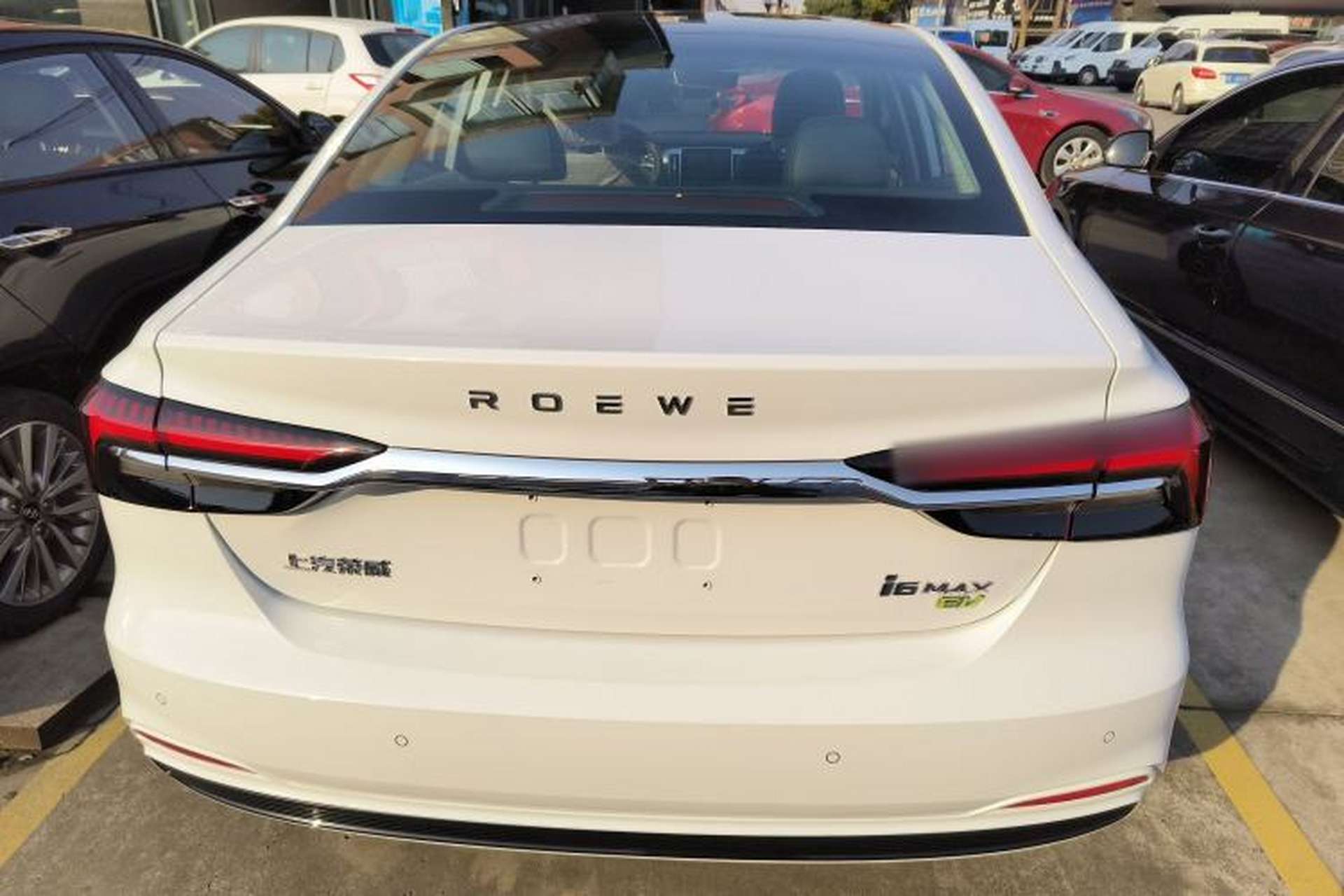 Used Roewe i6 MAX New Energy 2023 EV 420 Skyroof Special Edition Exterior 4