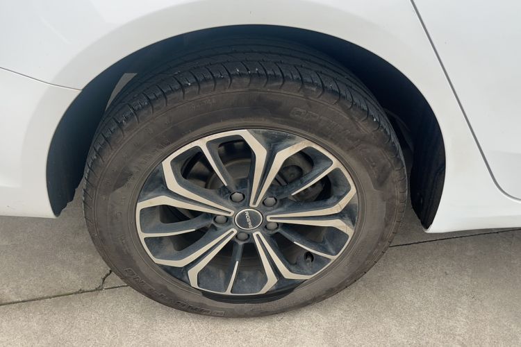 Used Roewe i6 MAX New Energy 2023 EV 420 Skyroof Special Edition Exterior 4
