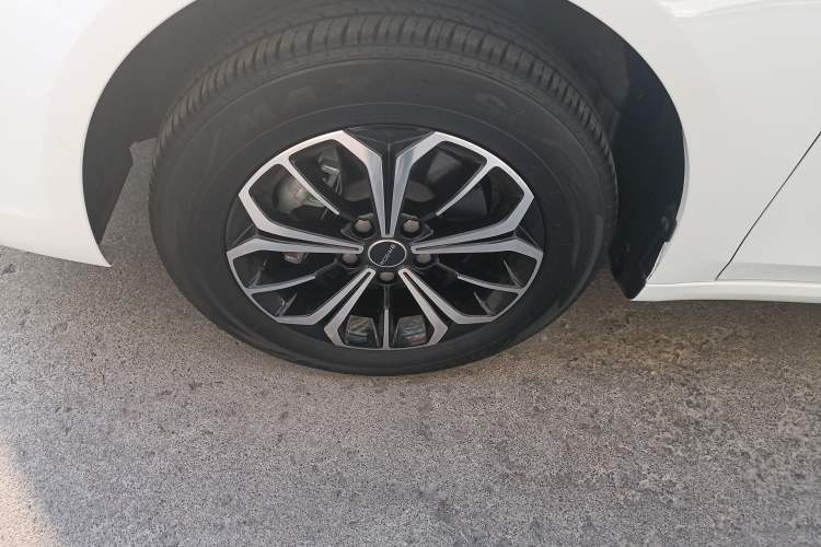 Used Roewe i6 MAX New Energy 2023 EV 420 Skyroof Special Edition Exterior 4