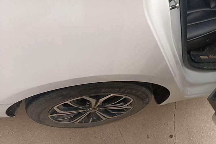 Used Roewe i6 MAX New Energy 2023 EV 420 Skyroof Special Edition Exterior 5