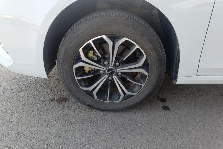 Used Roewe i6 MAX New Energy 2023 EV 420 Skyroof Special Edition Exterior 7