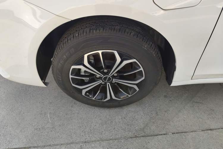 Used Roewe i6 MAX New Energy 2023 EV 420 Skyroof Special Edition Exterior 7