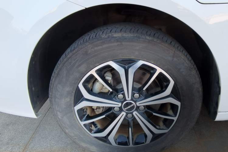 Used Roewe i6 MAX New Energy 2023 EV 420 Skyroof Special Edition Exterior 7