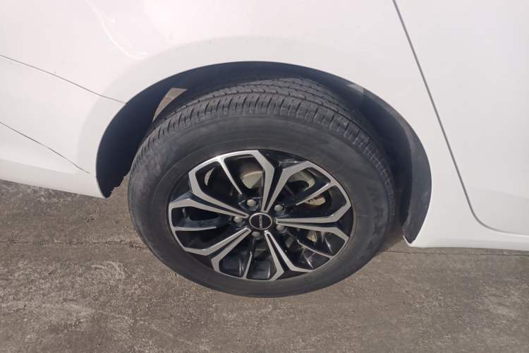 Used Roewe i6 MAX New Energy 2023 EV 420 Skyroof Special Edition Exterior 8
