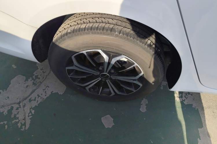 Used Roewe i6 MAX New Energy 2023 EV 420 Skyroof Special Edition Exterior 8