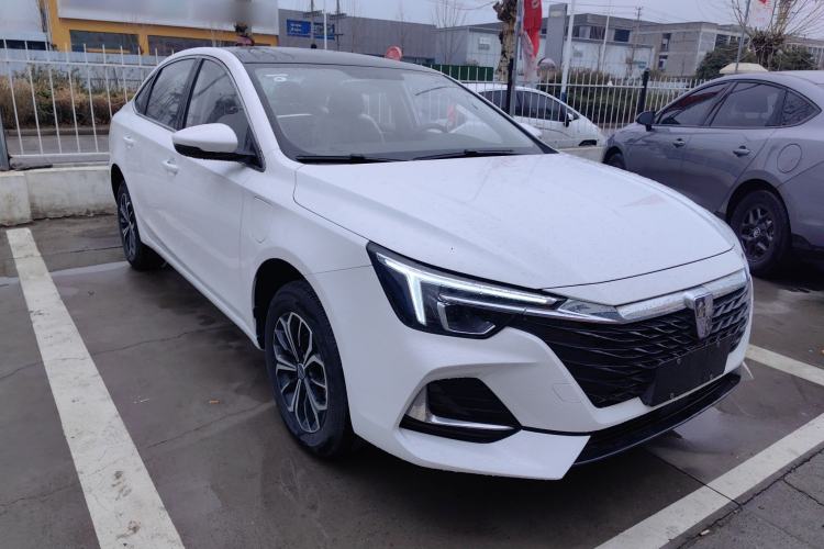 Used Roewe i6 MAX New Energy 2023 EV 420 Skyroof Special Edition Front Right 45 Deg