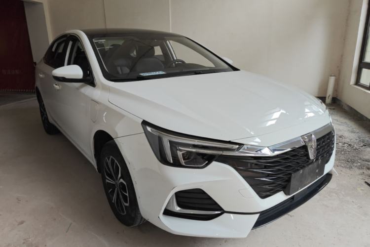 Used Roewe i6 MAX New Energy 2023 EV 420 Skyroof Special Edition Front Right 45 Deg
