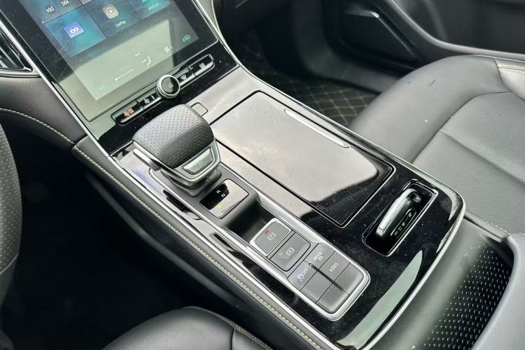 Used Roewe i6 MAX New Energy 2023 EV 420 Skyroof Special Edition Gear Lever