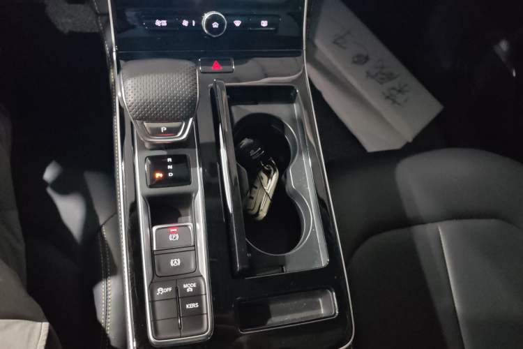 Used Roewe i6 MAX New Energy 2023 EV 420 Skyroof Special Edition Gear Lever