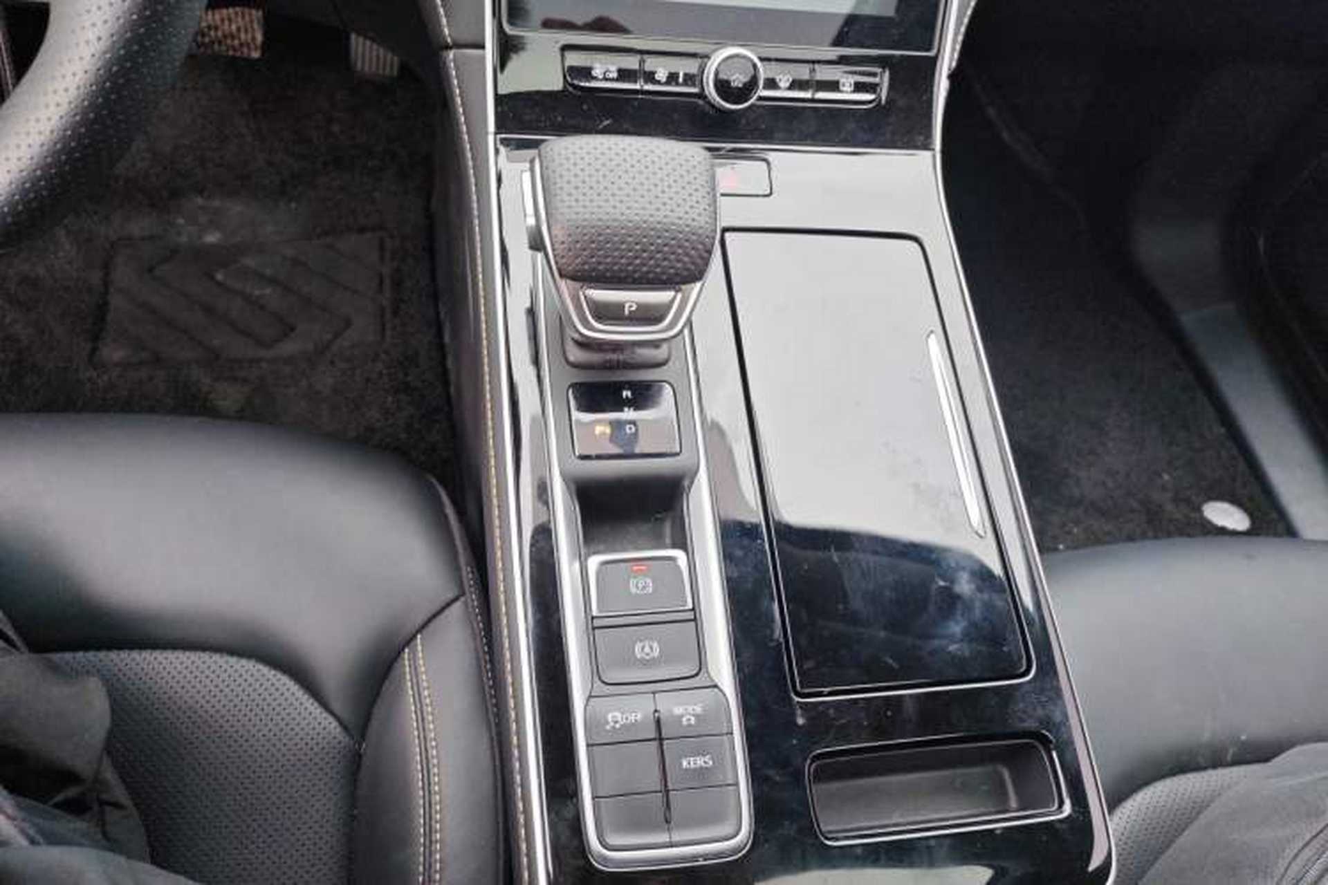 Used Roewe i6 MAX New Energy 2023 EV 420 Skyroof Special Edition Gear Lever