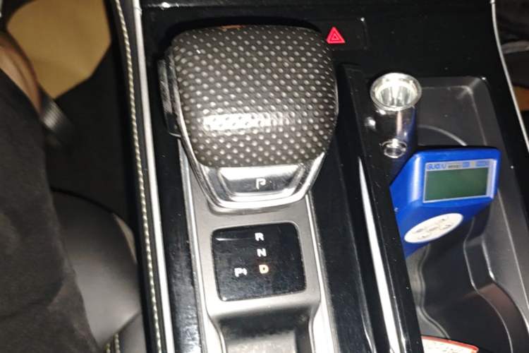 Used Roewe i6 MAX New Energy 2023 EV 420 Skyroof Special Edition Gear Lever