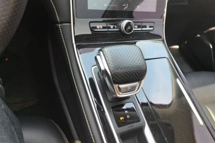 Used Roewe i6 MAX New Energy 2023 EV 420 Skyroof Special Edition Gear Lever