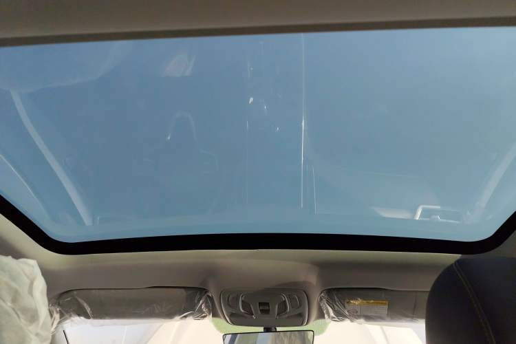 Used Roewe i6 MAX New Energy 2023 EV 420 Skyroof Special Edition Headliner