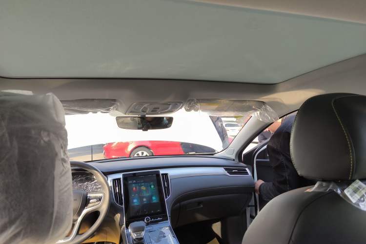 Used Roewe i6 MAX New Energy 2023 EV 420 Skyroof Special Edition Headliner