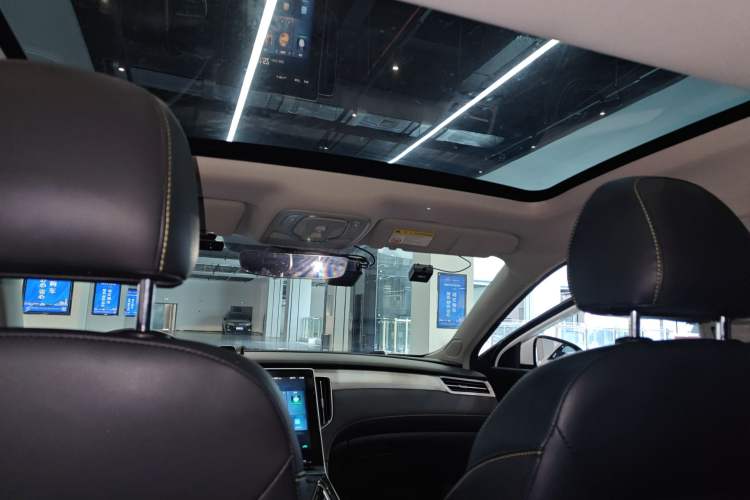 Used Roewe i6 MAX New Energy 2023 EV 420 Skyroof Special Edition Headliner
