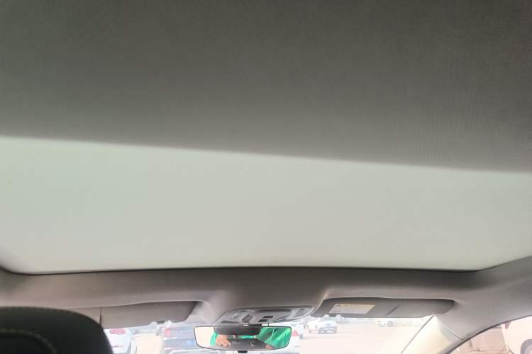 Used Roewe i6 MAX New Energy 2023 EV 420 Skyroof Special Edition Headliner