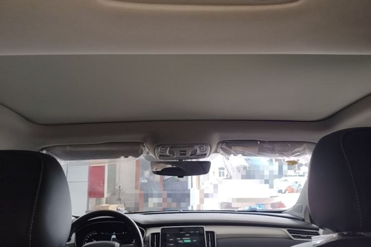 Used Roewe i6 MAX New Energy 2023 EV 500 Grand Touring Edition for Key Clients Headliner