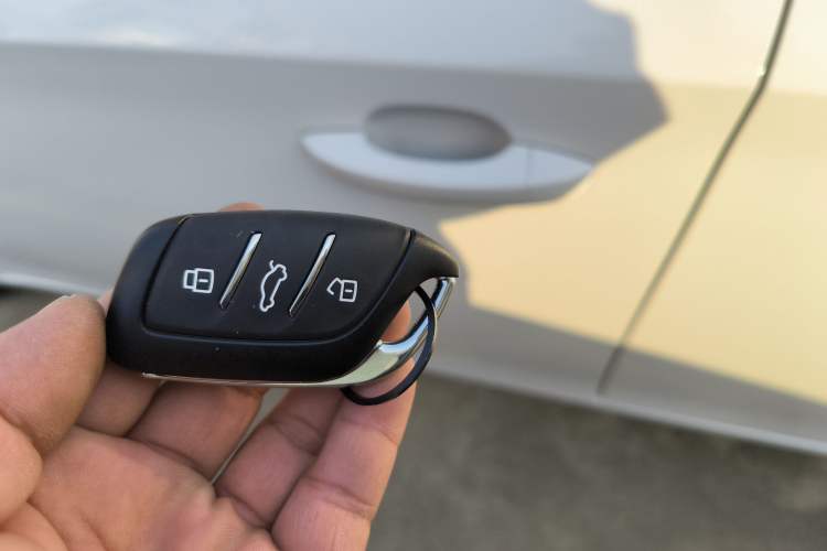 Used Roewe i6 MAX New Energy 2023 EV 420 Skyroof Special Edition Interior 1