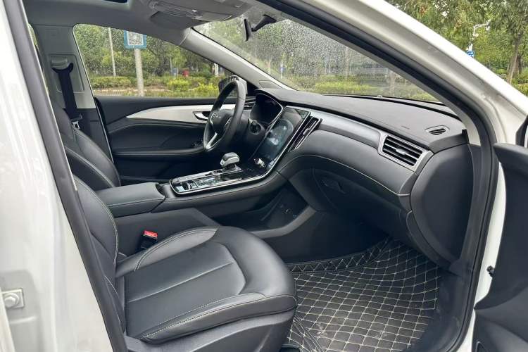 Used Roewe i6 MAX New Energy 2023 EV 420 Skyroof Special Edition Interior 14