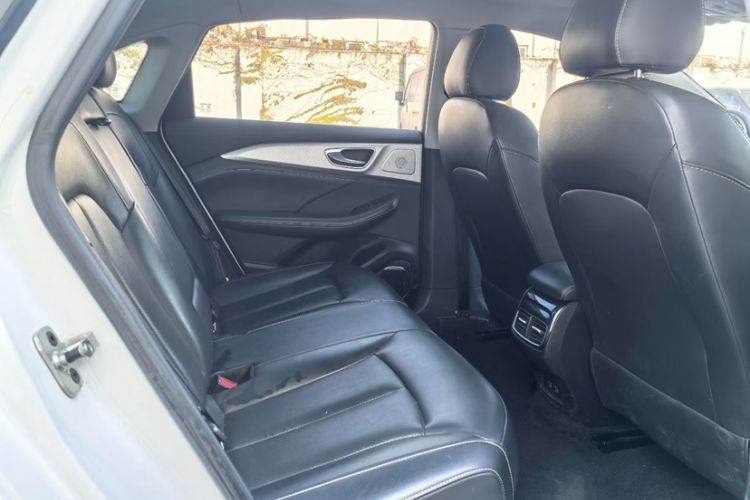 Used Roewe i6 MAX New Energy 2023 EV 420 Skyroof Special Edition Interior 2