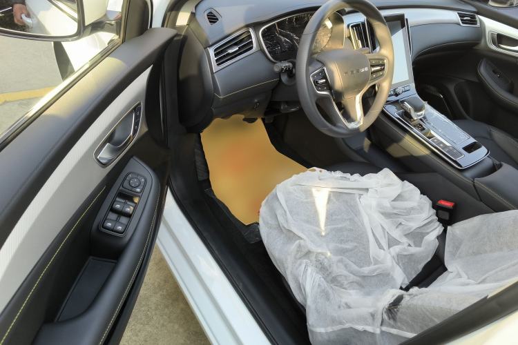 Used Roewe i6 MAX New Energy 2023 EV 420 Skyroof Special Edition Interior 3