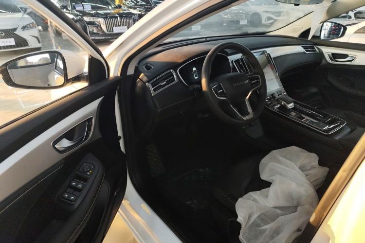 Used Roewe i6 MAX New Energy 2023 EV 420 Skyroof Special Edition Interior 3