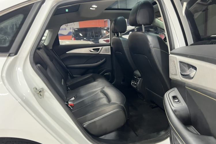 Used Roewe i6 MAX New Energy 2023 EV 420 Skyroof Special Edition Interior 4