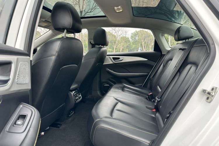 Used Roewe i6 MAX New Energy 2023 EV 420 Skyroof Special Edition Interior 5