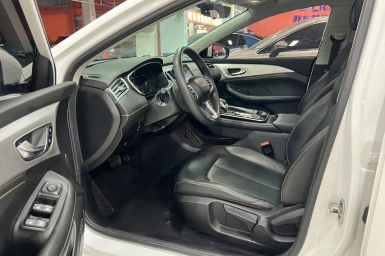 Used Roewe i6 MAX New Energy 2023 EV 420 Skyroof Special Edition Interior 5